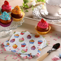 Papstar 20 Servietten, 3-lagig 1/4-Falz 33 cm x 33 cm &quot;Cupcakes&quot;